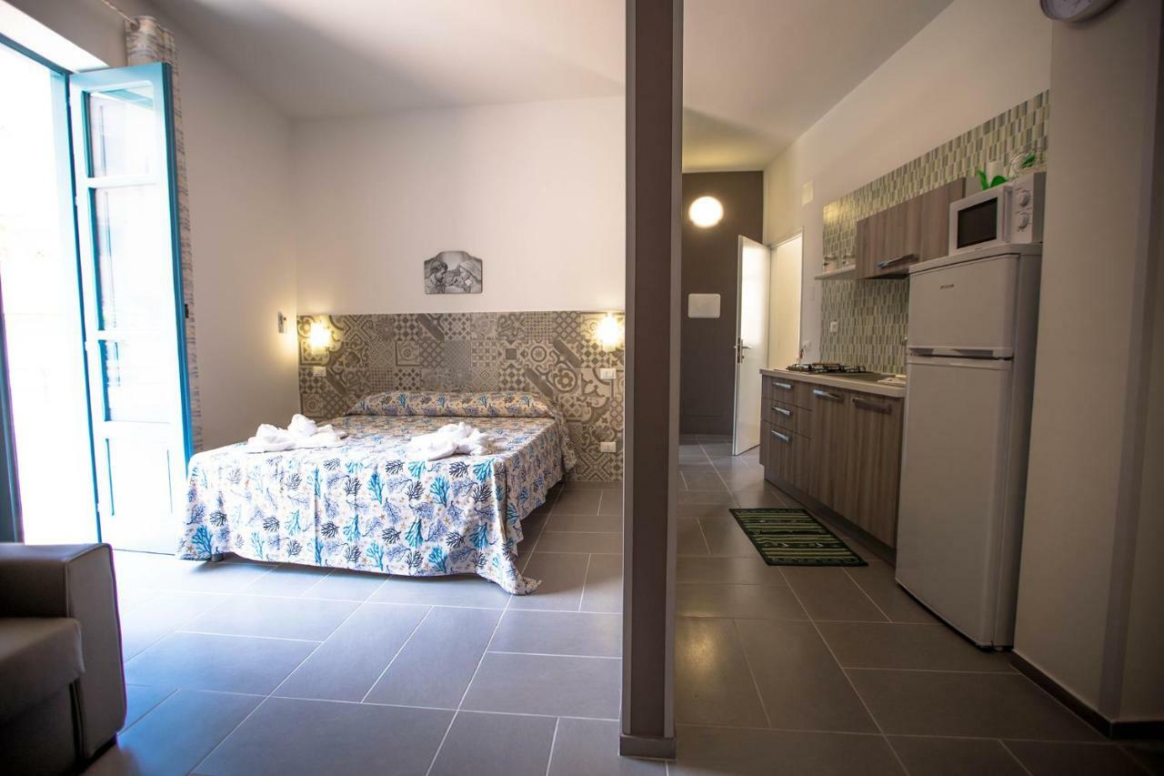 קאסטלמארה דל גולפו Residence Vivaldi מראה חיצוני תמונה